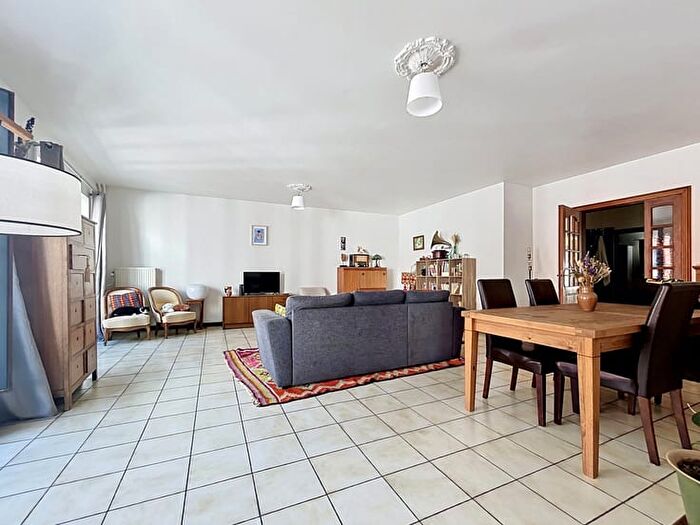 Appartement 2 pièces à Place PaulEmile Janson, A, à vendre