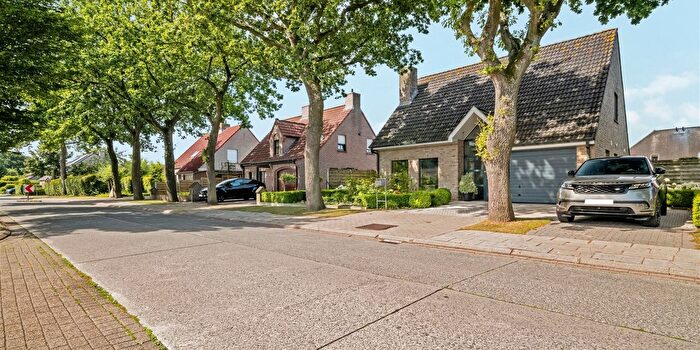 Waterstraat, Oostkamp : Maison 3 pièces à vendre