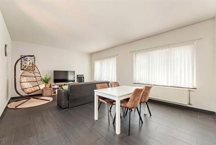 Sterlingerstraat, BORGERHOUT : Appartement 1 pièce à vendre