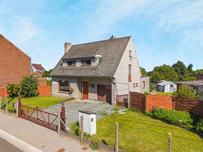 Maison 3 pièces à vendre à Kasteelbrakelsesteenweg, Halle