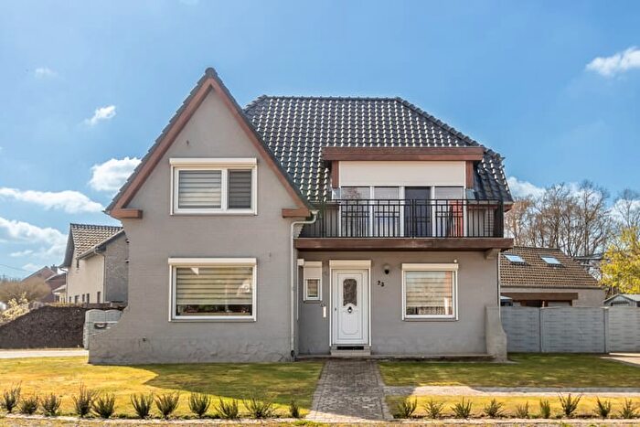 Maison 3 pièces à vendre - Toekomststraat, Kinrooi