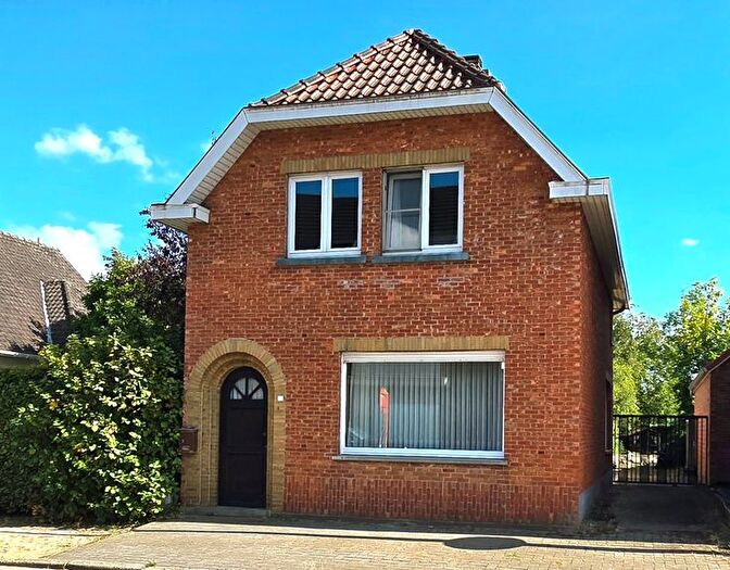 Maison 12 pièces à vendre à Stationsstraat, Halen
