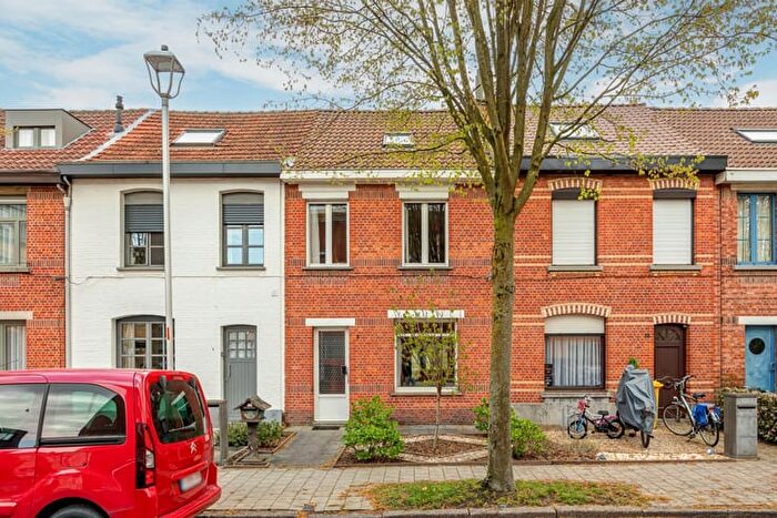 Maison 5 pièces à Victoriastraat, Edegem, à vendre