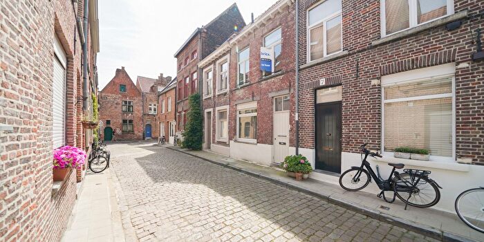 Bakkersstraat, Brugge : Maison 2 pièces à louer