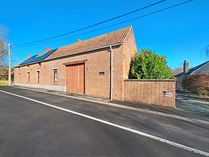 Maison 3 pièces à Chaussée De Ghislenghien, Silly, à vendre