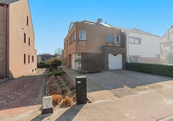 Maison 4 pièces à Mangelschotsstraat, MEISE, à vendre