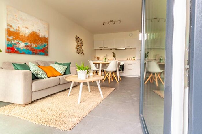 Avenue De La Faïencerie, Mons : Appartement 1 pièce à louer