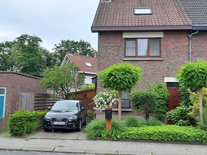 Maison 4 pièces à vendre à Kunstlaan, Boom