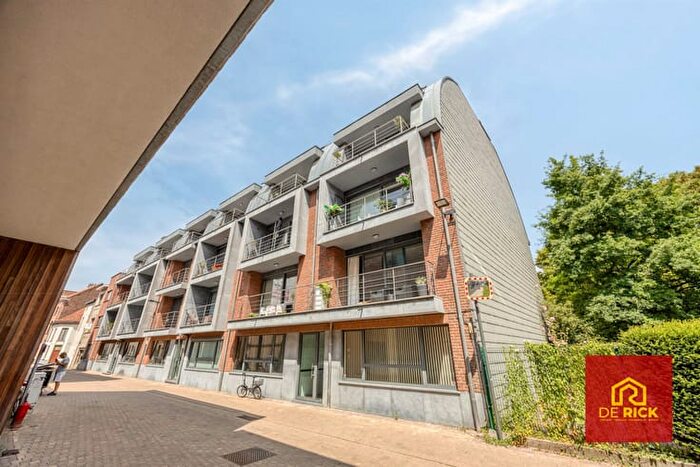 Appartement 3 pièces à vendre à Louis D'Haeseleerstraat, AALST