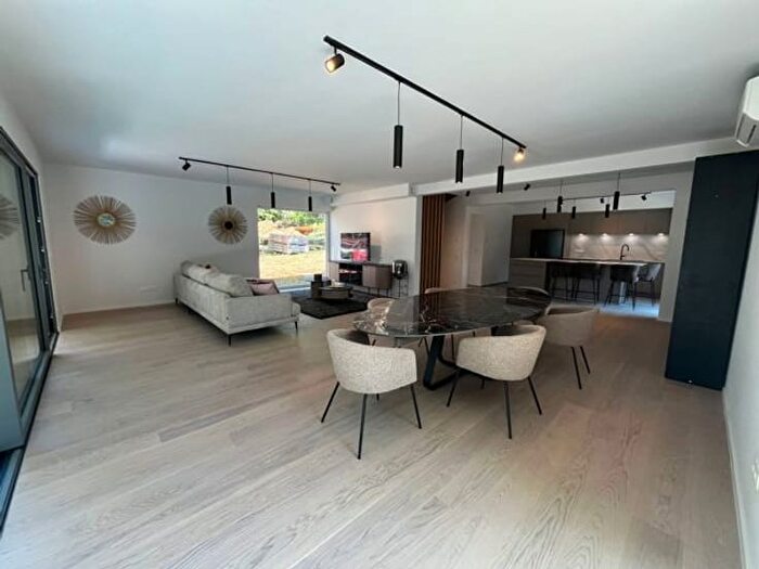 Maison 4 pièces à Rue Chelui, Spa, à vendre