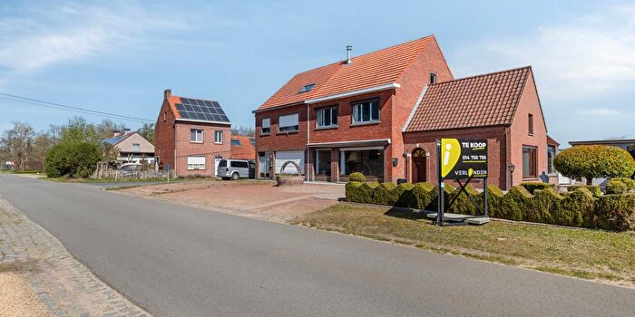 Maison 2 pièces à Sint Antoniusstraat, Geel, à vendre