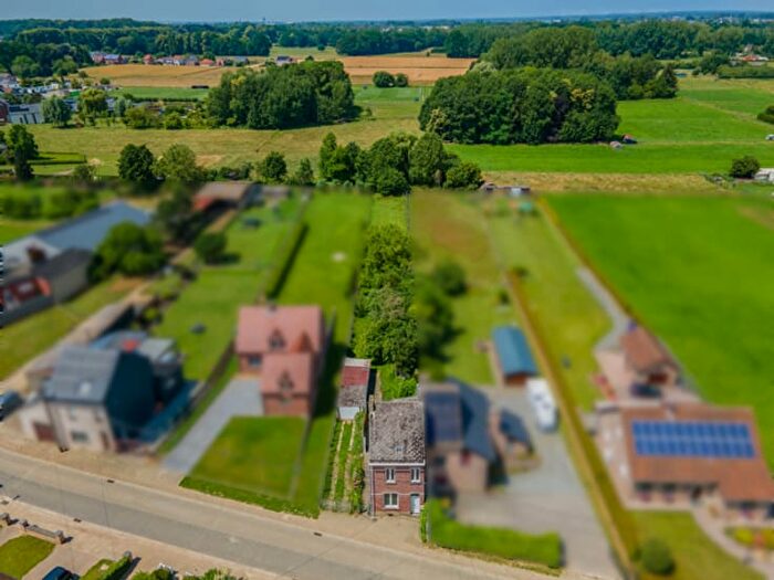 Maison 4 pièces à vendre à Dorpsstraat, Meerbeek