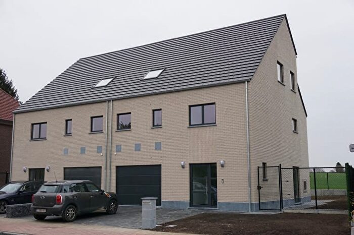 Maison 6 pièces à Moorselsteenweg, Sterrebeek, à louer