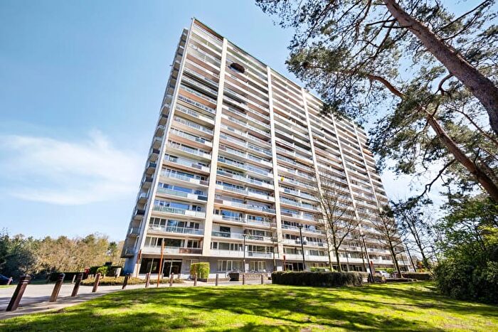 Zonneweeldelaan, Genk - Appartement 10 pièces à vendre