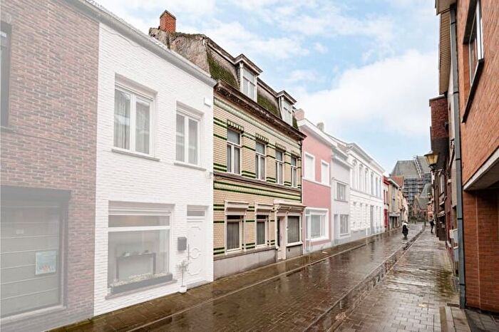 Maison 5 pièces à vendre à Kerkstraat, Eeklo