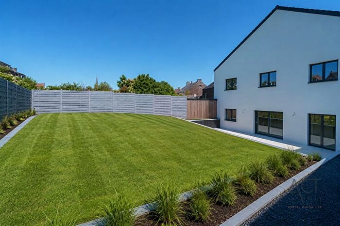 Route d'Eghezée B, JEMEPPESURSAMBRE - Maison 5 pièces à vendre