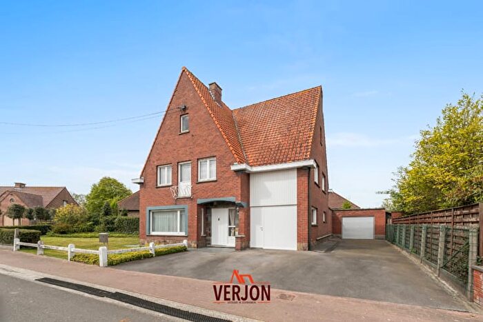 Maison 16 pièces à vendre - Jan Mioenstraat, Kortemark