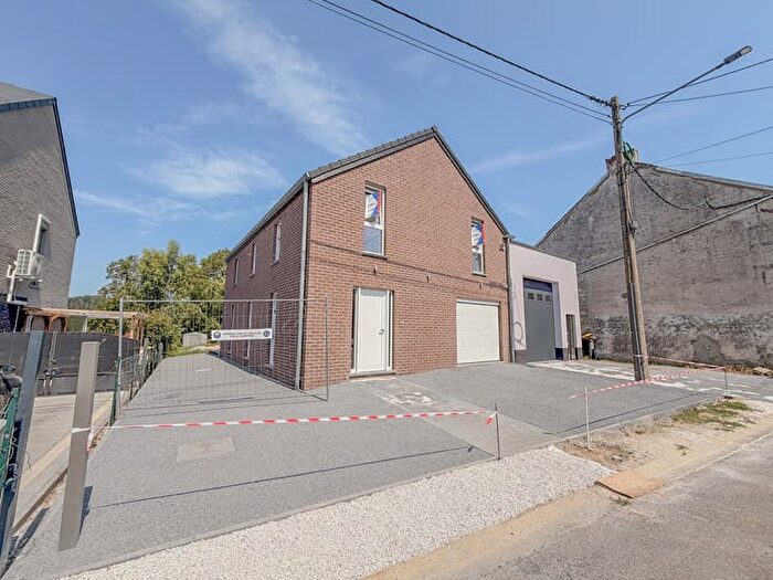 Rue Madeleine, Binche LevalTrahegnies - Maison 4 pièces à louer