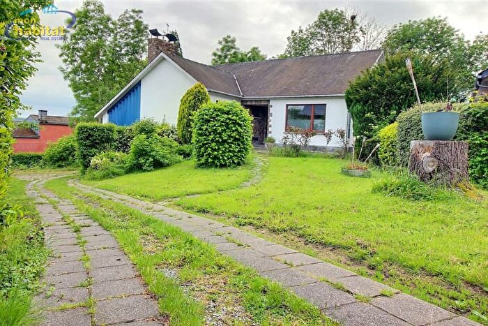 Rue de la Perche, Beaumont : Maison 5 pièces à vendre