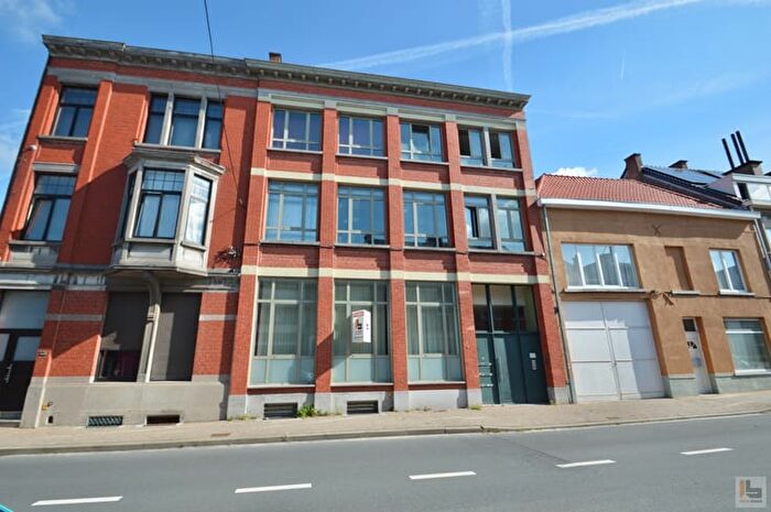 Appartement 5 pièces à louer à Oswald Ponettestraat, Ronse