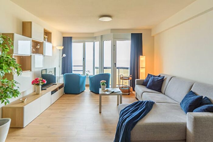 Zeedijk, De Panne : Appartement 8 pièces à vendre
