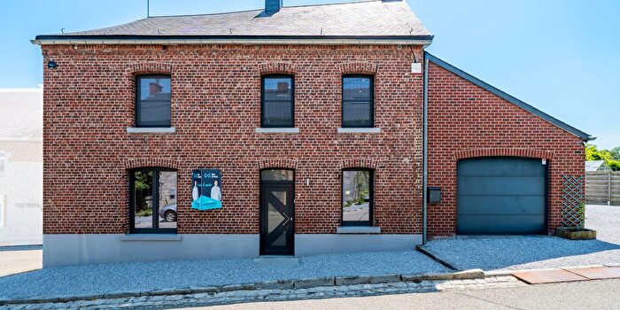 Maison 3 pièces à Rue Lapeau, Virelles, à vendre