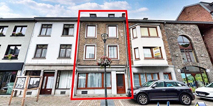 Maison 3 pièces à vendre à Rue Chamont, La RocheenArdenne