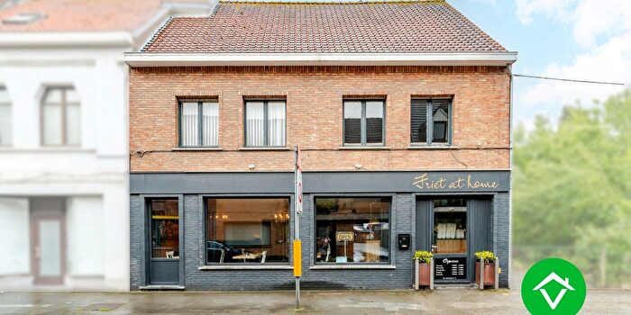 Maison 3 pièces à vendre à Stationsstraat, Eernegem