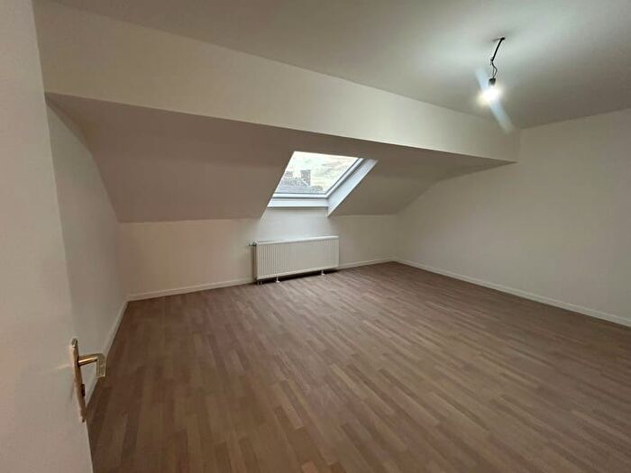 Rue Émile Cuvelier, Namur : Appartement 5 pièces à louer