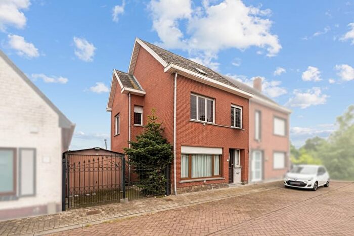 Maison 4 pièces à Zeveneikenstraat, Buggenhout, à vendre