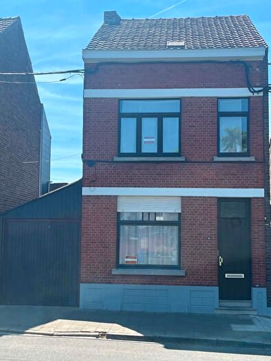 Maison 6 pièces à RUE DU COIN VERT, CUESMES, à vendre