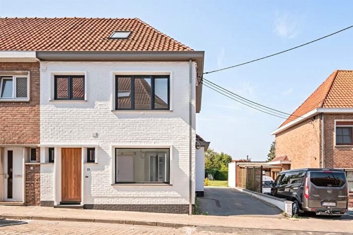 Maison 3 pièces à vendre à Koffiestraat, Zwevegem