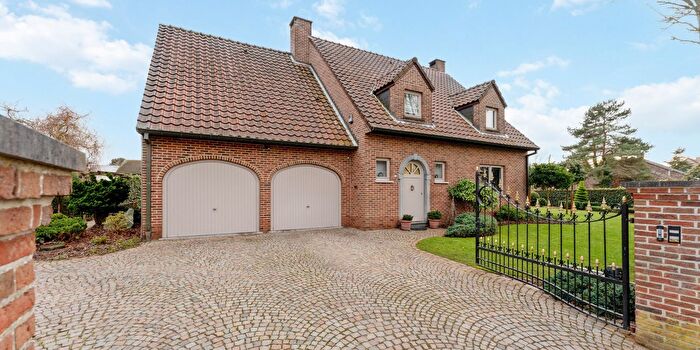 Plaggenstraat, Genk : Maison 4 pièces à vendre