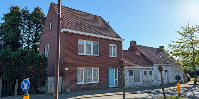 Maison 3 pièces à vendre à Eernegemsestraat, Aartrijke