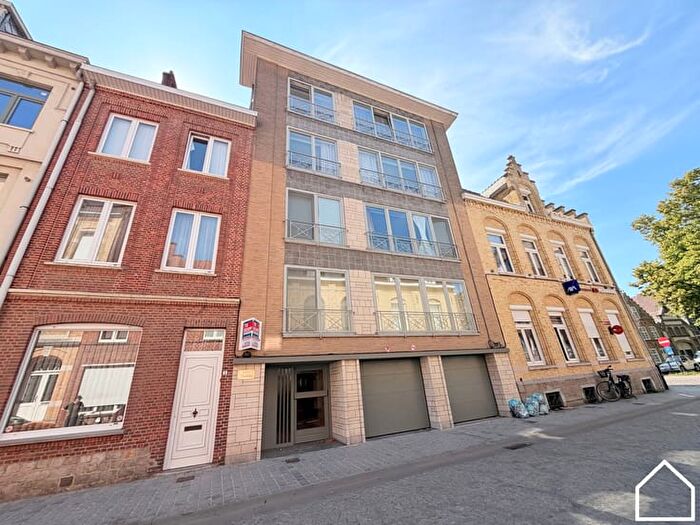 Appartement 2 pièces à Boezingepoortstraat, A, à vendre