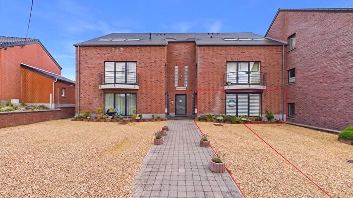 Rue de la Bruyère, AUVELAIS : Appartement 2 pièces à vendre