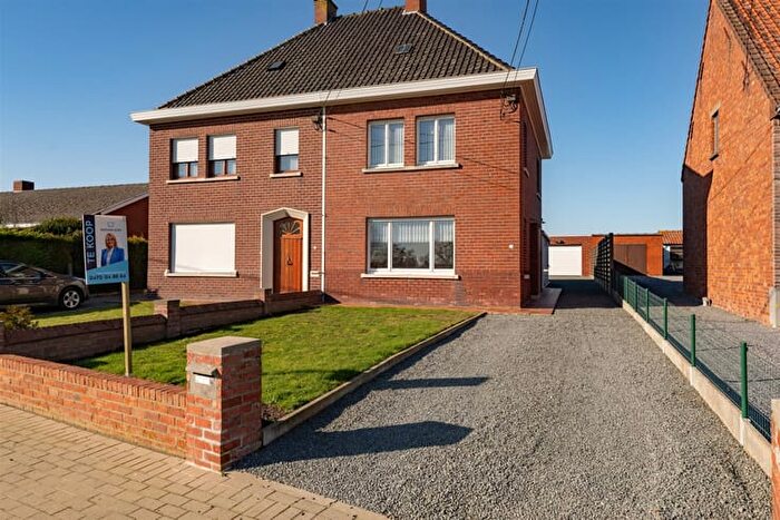 Maison 4 pièces à Kapittelstraat, Dentergem, à vendre