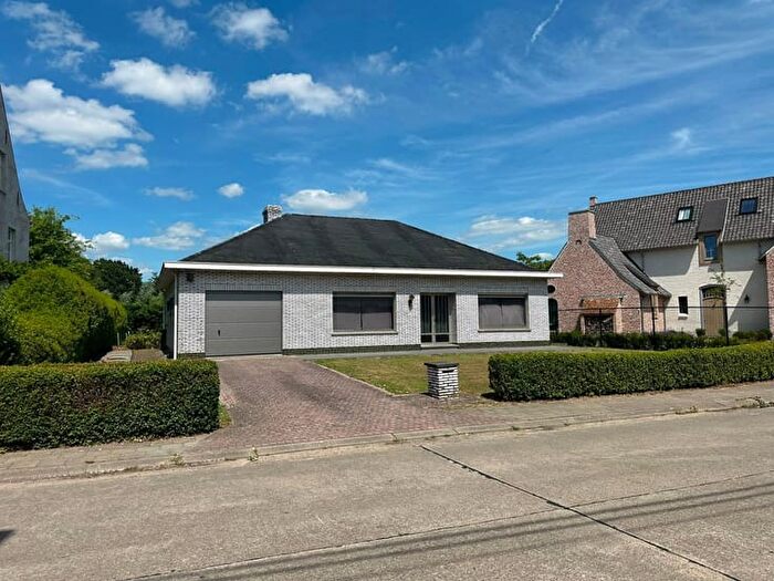 Maison 3 pièces à louer - Walemstraat, SINTKATELIJNEWAVER