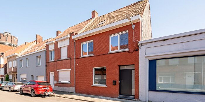 Maison 2 pièces à Zwingelaarsstraat, Izegem, à vendre