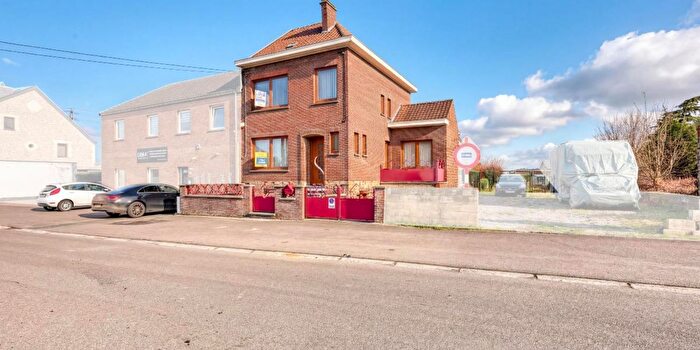Maison 3 pièces à Rue de Landelies, MonceausurSambre, à vendre