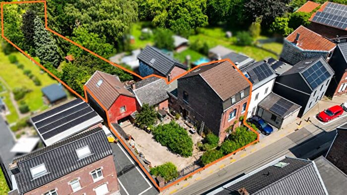 Maison 4 pièces à vendre à Rue des Anciens Combattans, Vivegnis