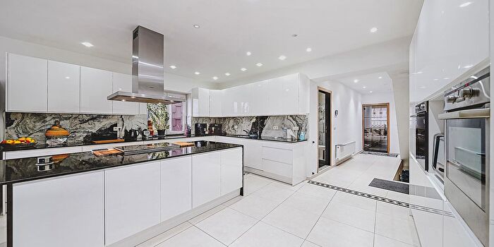 Chaussée de Fleurus, Gilly : Maison 3 pièces à vendre