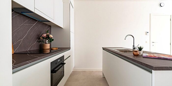 Appartement 2 pièces à Eugène De Plynstraat, Antwerpen, à louer