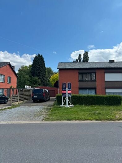 Maison 8 pièces à Trompetstraat, Koersel, à vendre