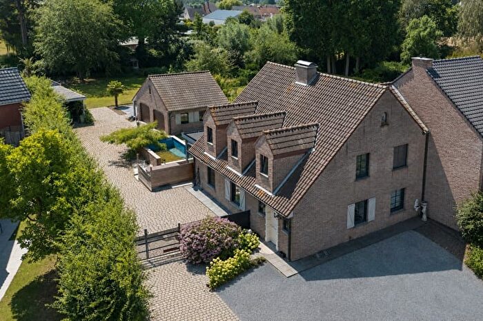 Maison 18 pièces à vendre à Kortewagenstraat, Wetteren