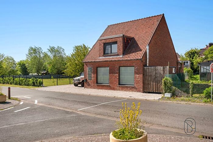 Rue des Fusillés, Montdel'Enclus Orroir : Maison 3 pièces à vendre