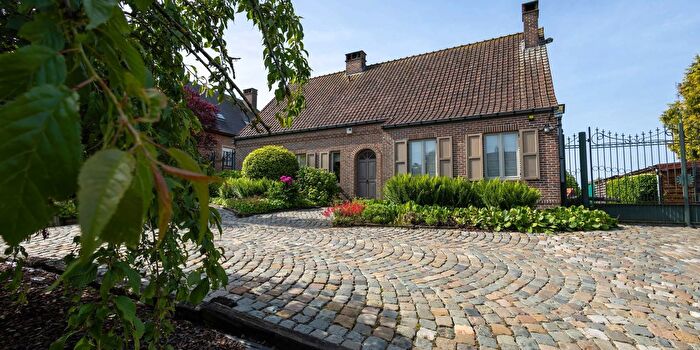 Kapelstraat, Oetingen : Maison 4 pièces à vendre