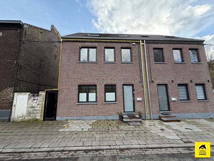 Maison 4 pièces à Rue SaintThéodore, Charleroi Dampremy, à vendre