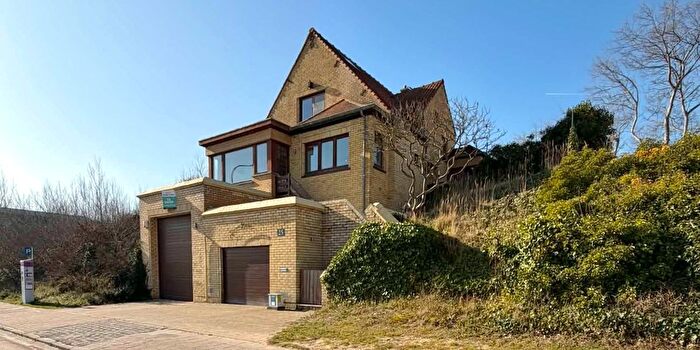 Maison 3 pièces à Kinderlaan, Oostduinkerke, à vendre