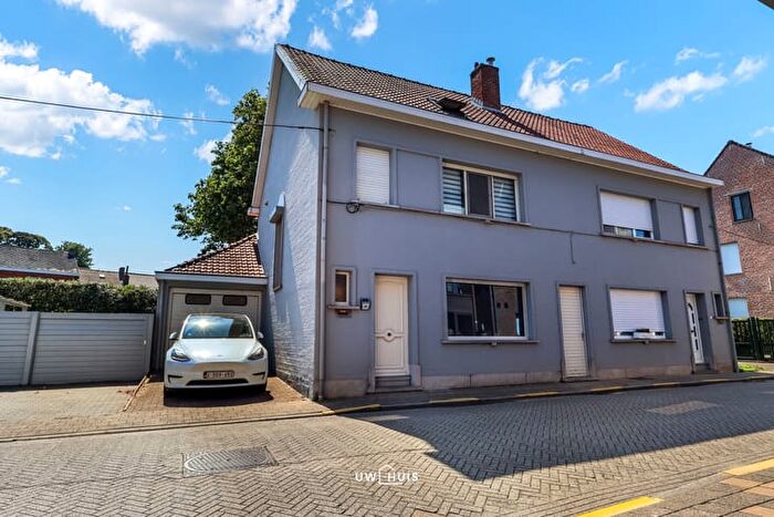 Maison 4 pièces à Frans Rottiersstraat, Bornem, à vendre